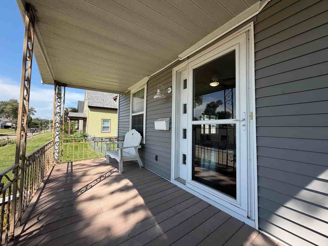 824 Center Point Rd Ne - Photo 4 of 23