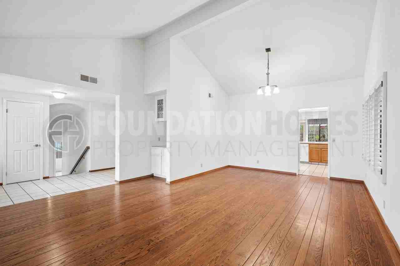 27 Partridge Dr - Photo 4 of 25
