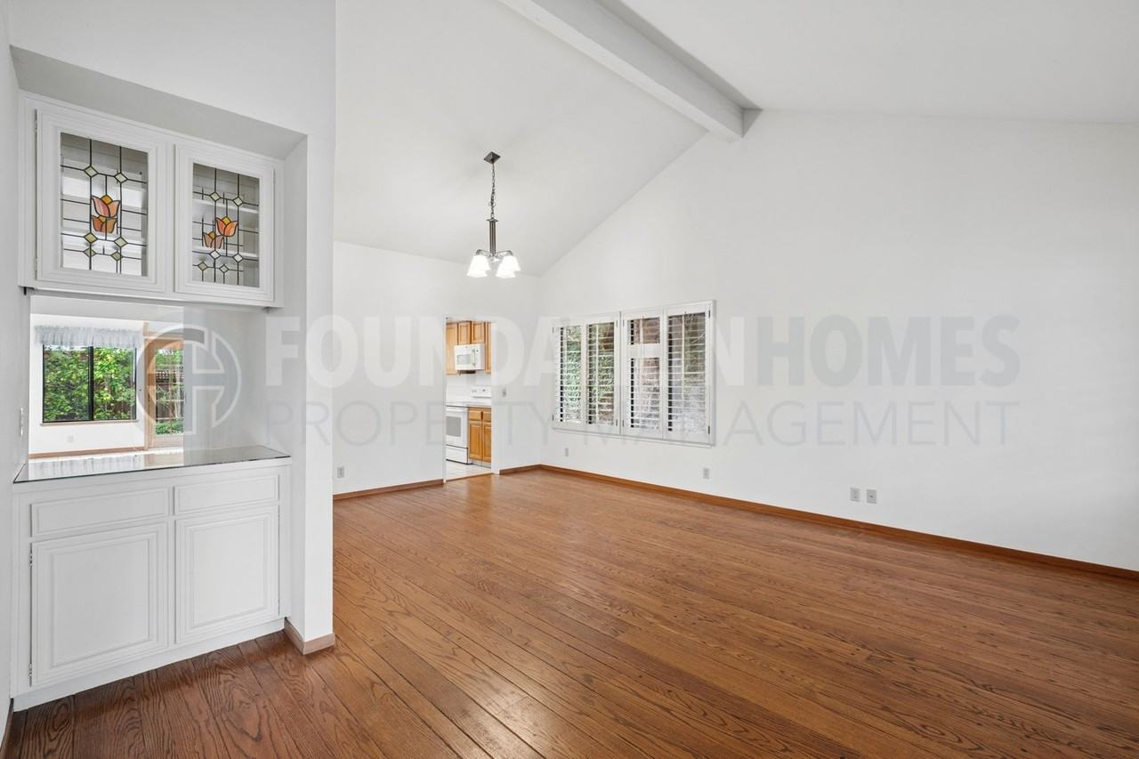 27 Partridge Dr - Photo 5 of 25