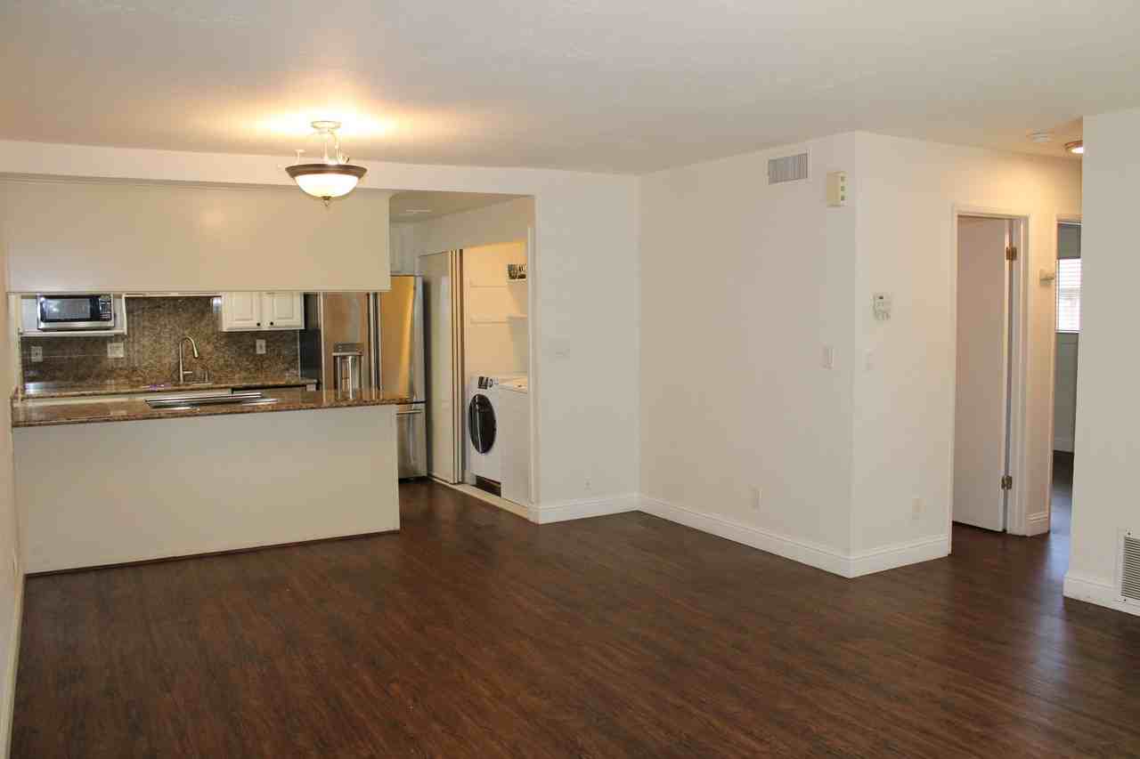1918 Pomar Way - Photo 3 of 22