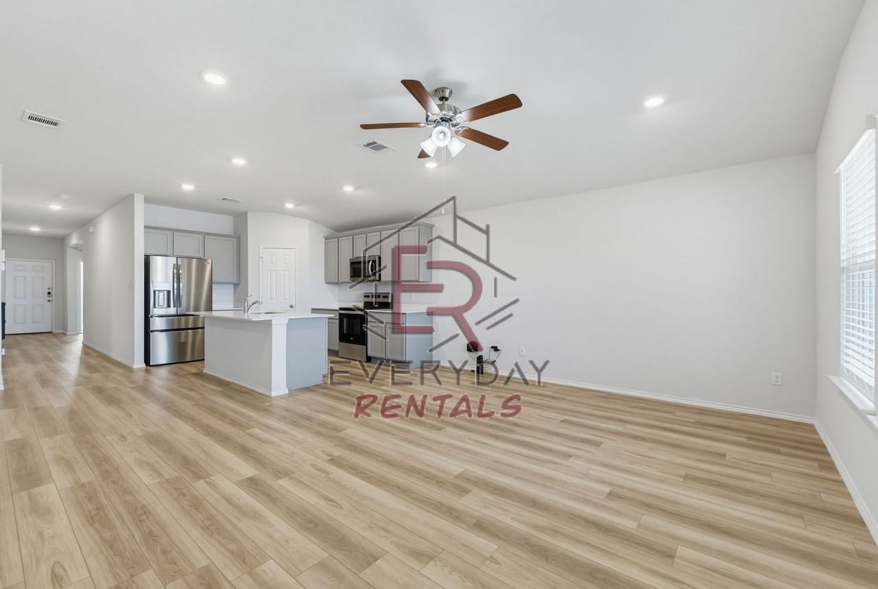 10022 Avendesora Rd - Photo 3 of 15