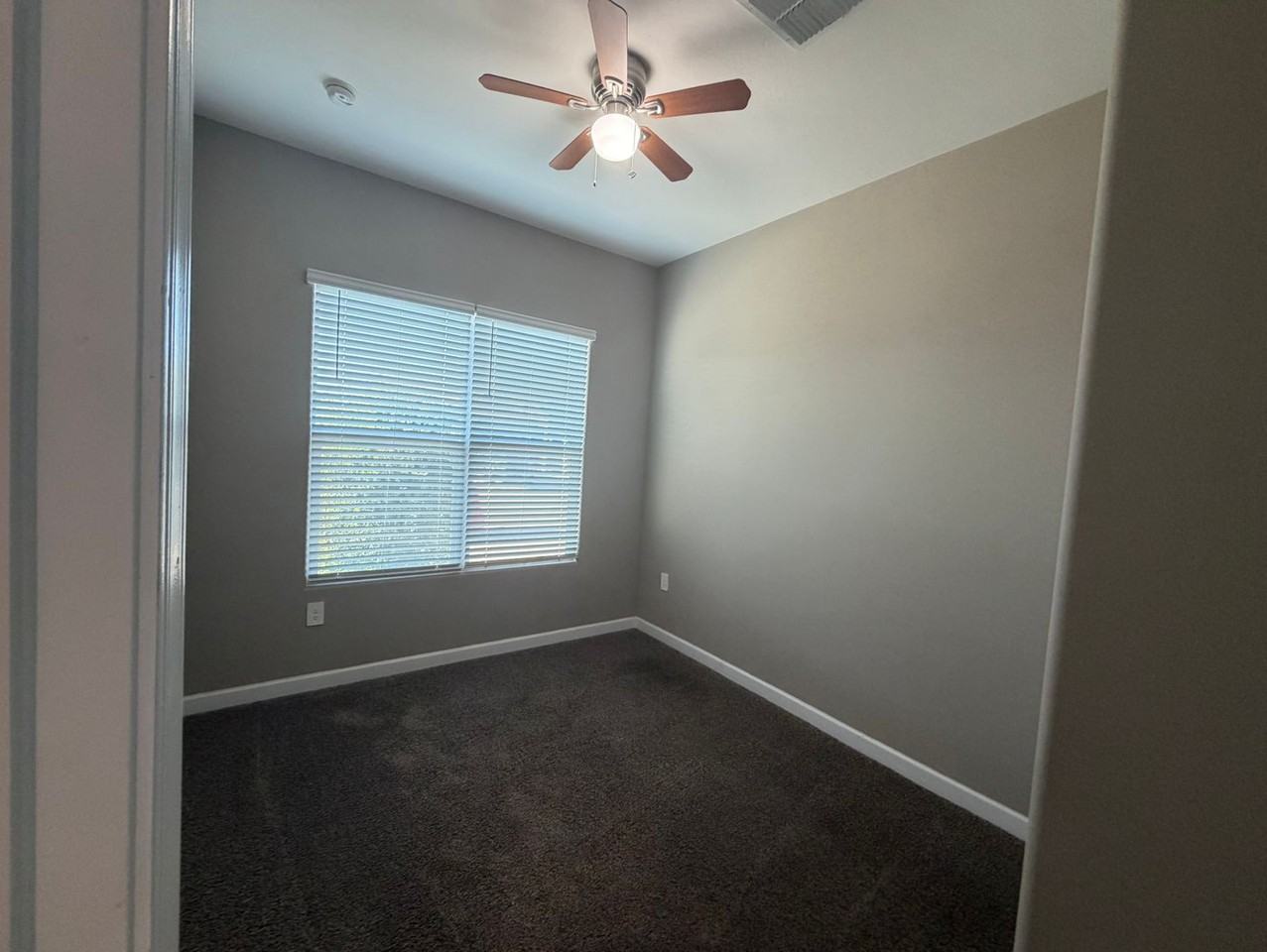 40916 W Shaver Dr - Photo 4 of 50