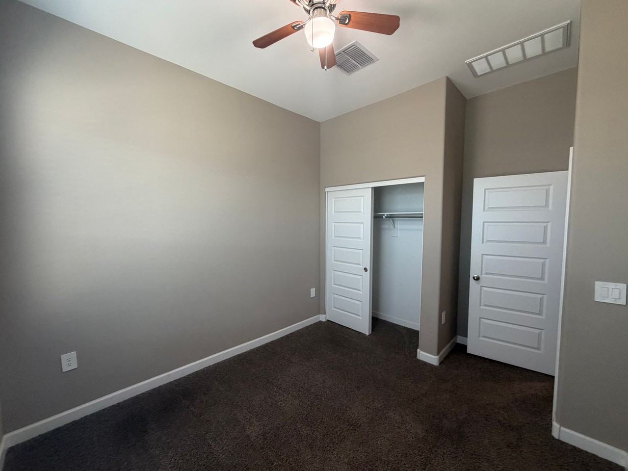 40916 W Shaver Dr - Photo 5 of 50