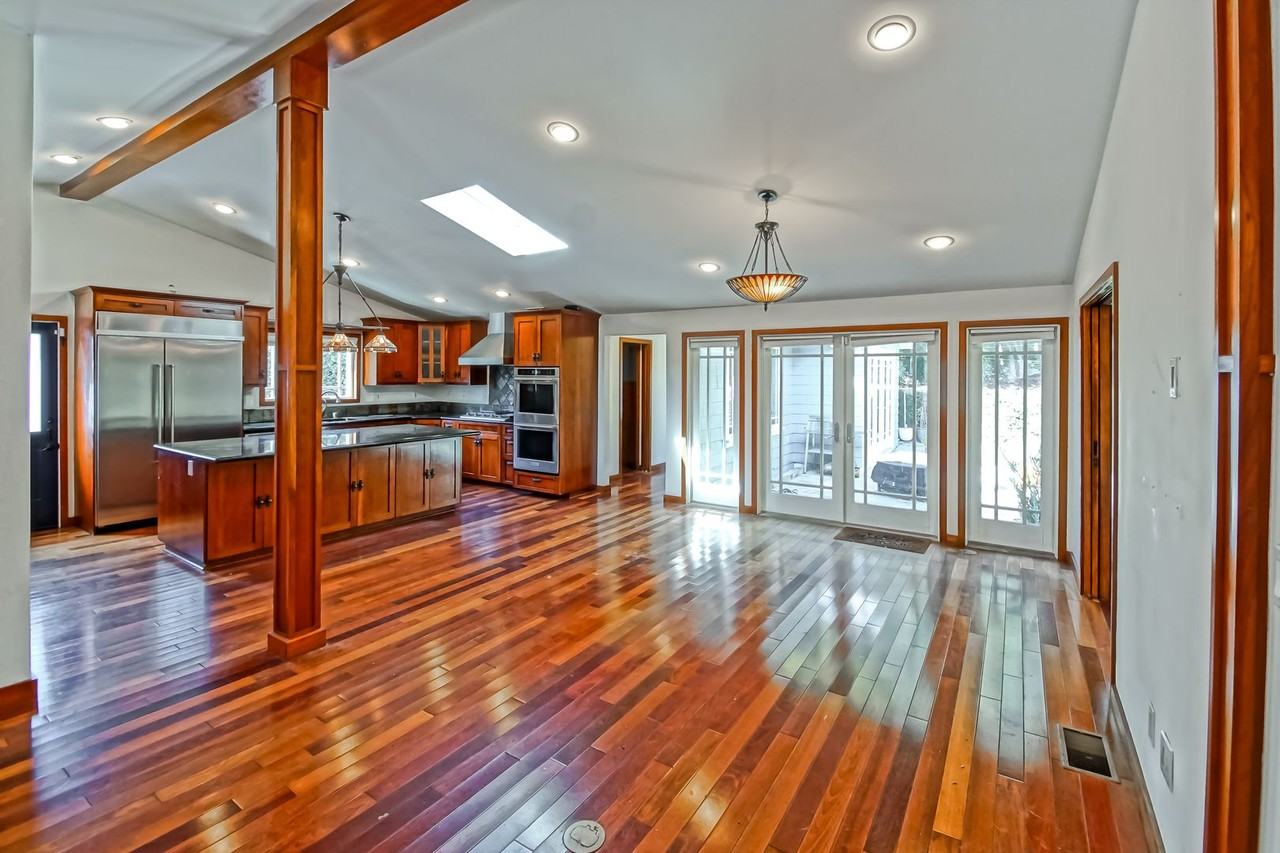 1813 N Meadows Ave - Photo 7 of 26