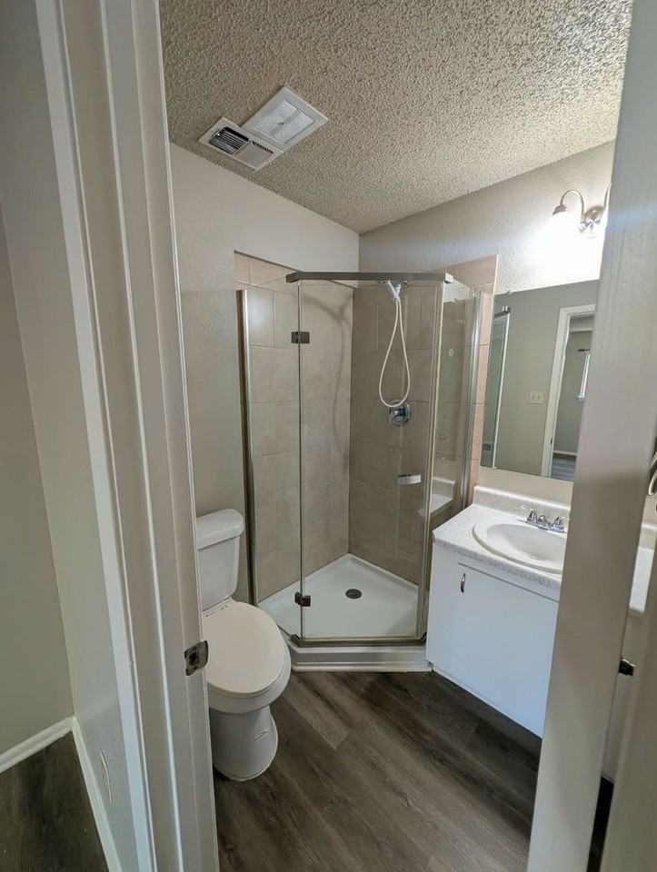 6807 Blue Lake Dr - Photo 5 of 27