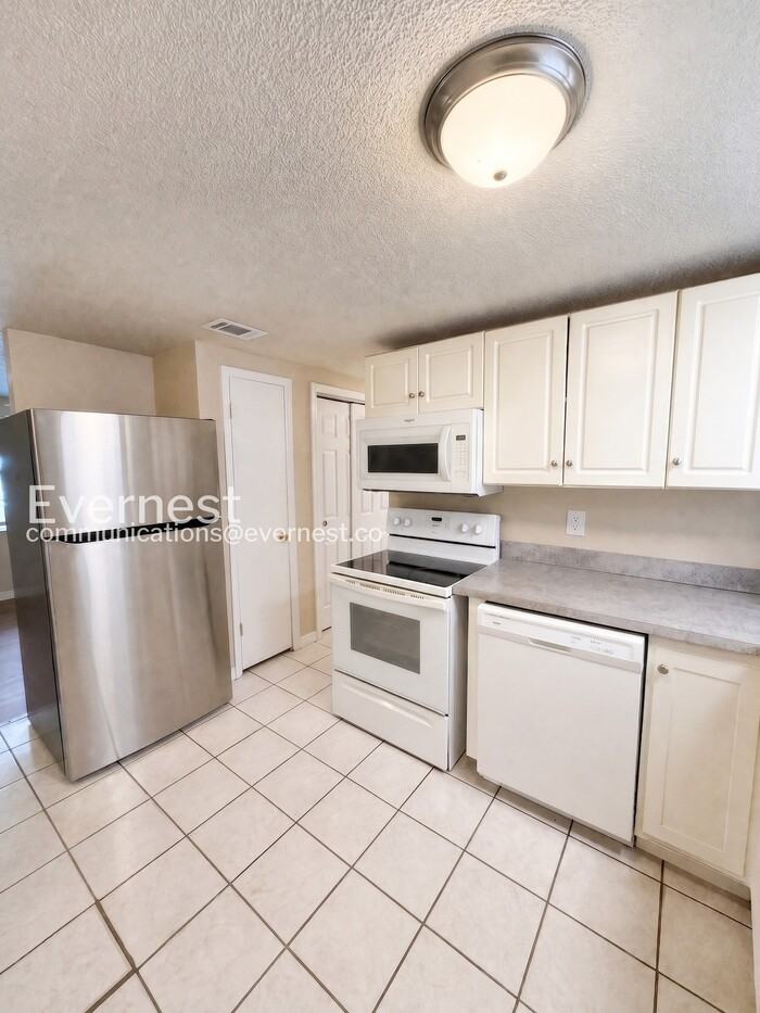 12425 Old Morris Bridge Rd - Photo 4 of 16