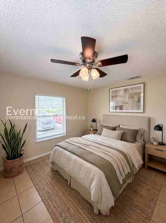 849 Avenue O Sw #C - Photo 3 of 19