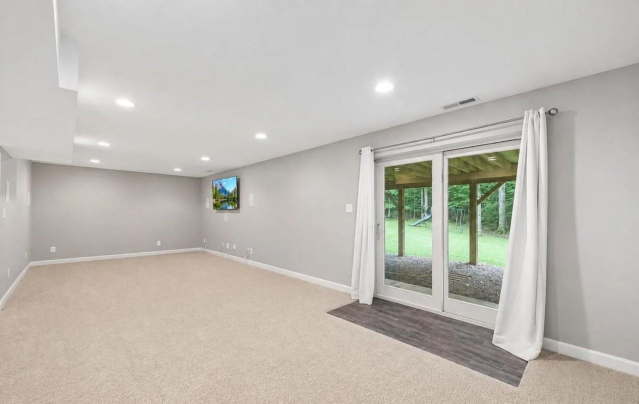 16379 Covey Cir - Photo 6 of 36