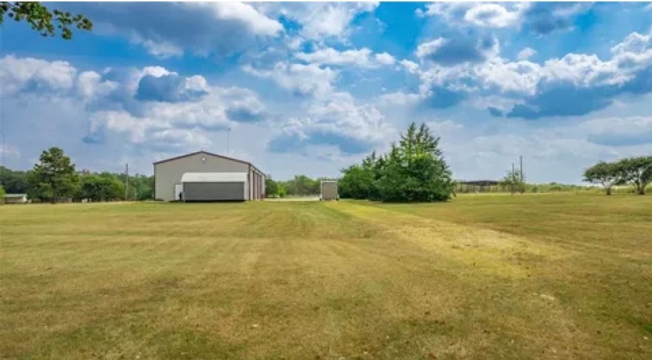 652 Rs County Road 4252 - Photo 5 of 11