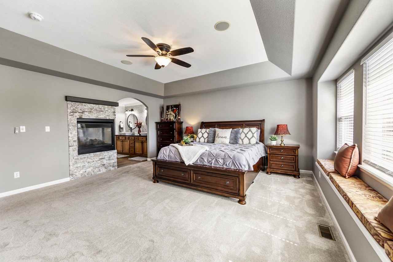 3615 Oak Meadow Dr - Photo 4 of 50
