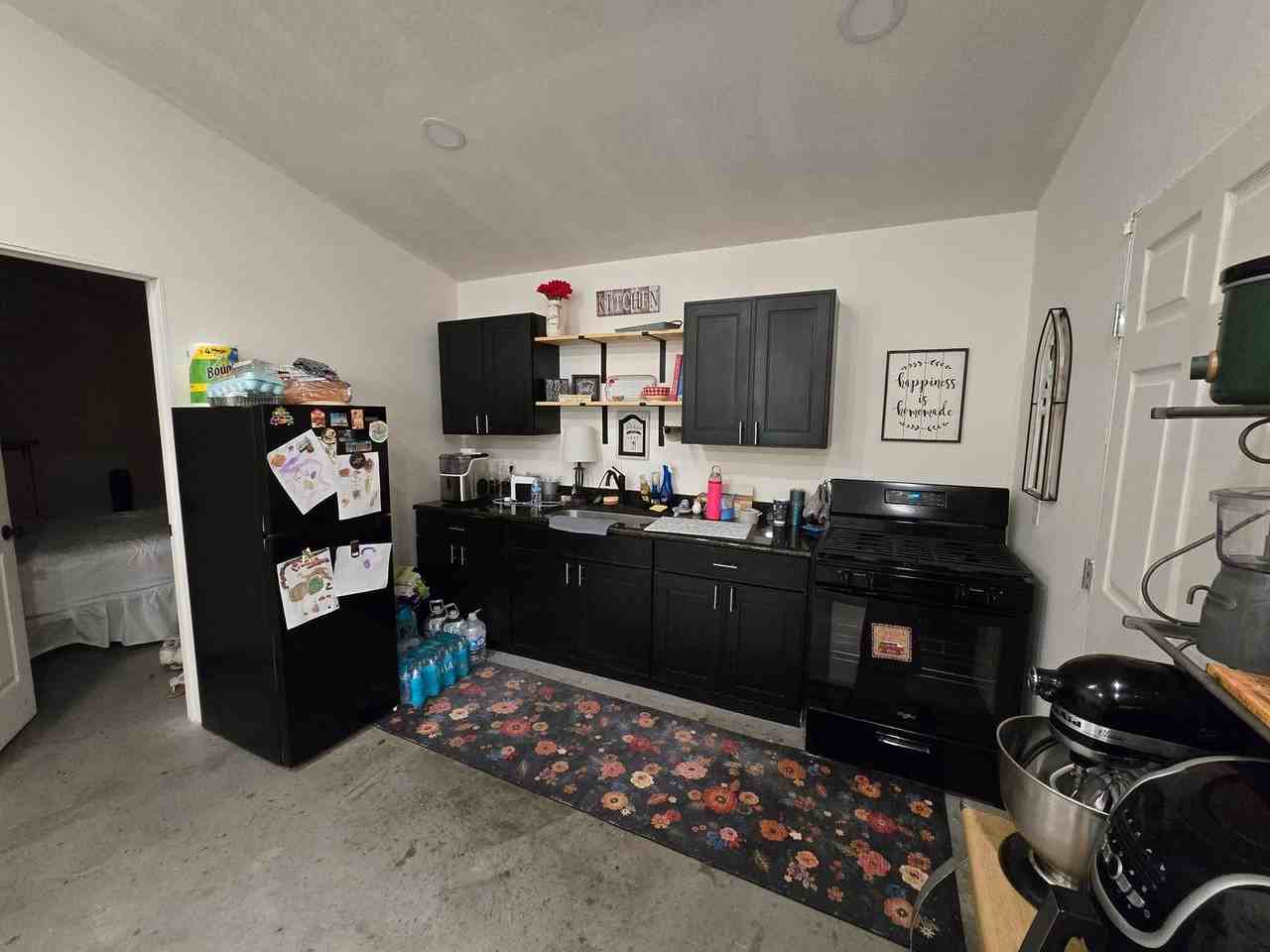 295 Bluff View Dr - Photo 4 of 10