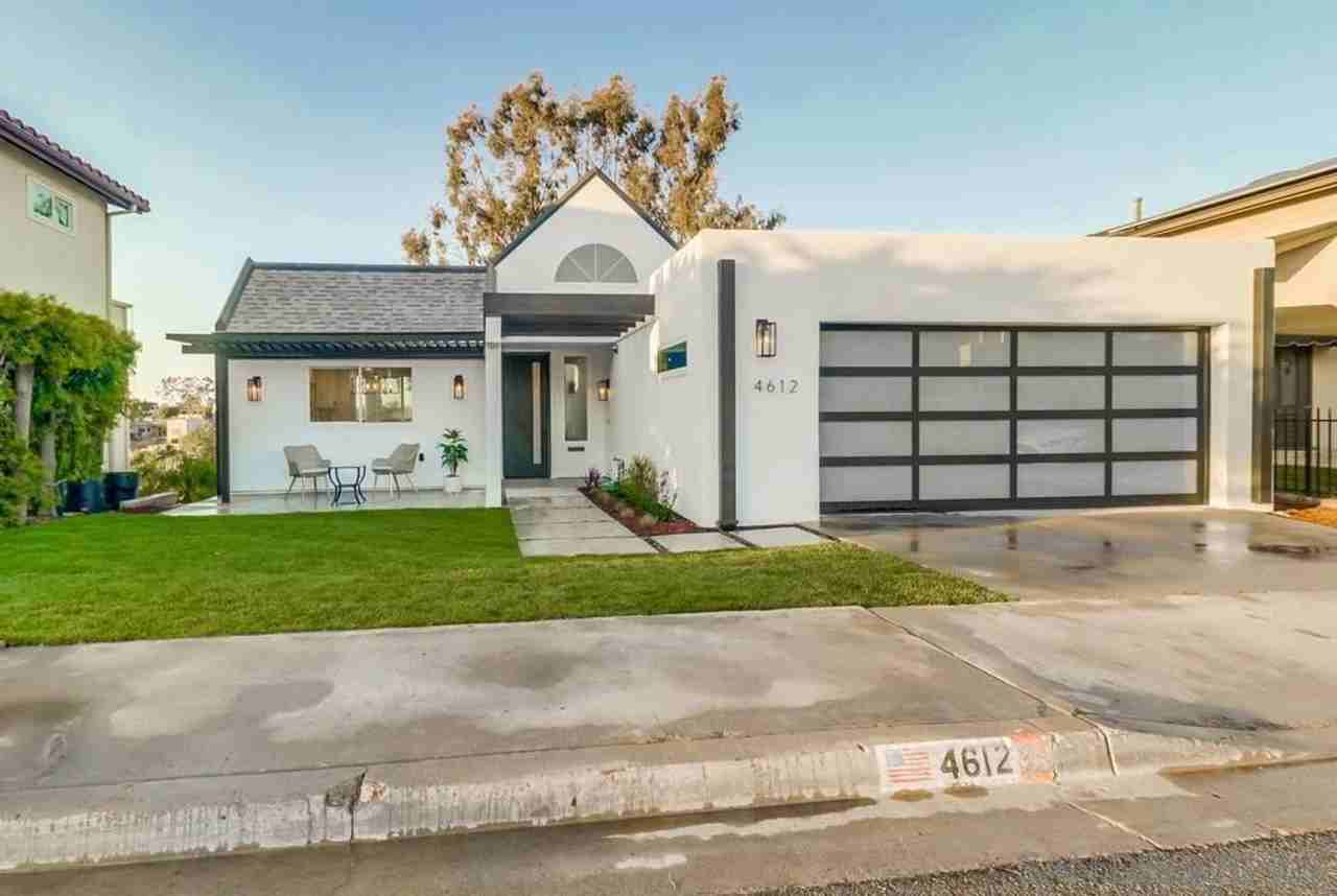 4612 Janet Pl - Photo 2 of 25