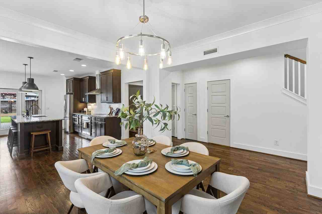 1809 Mcewen Ave - Photo 5 of 23