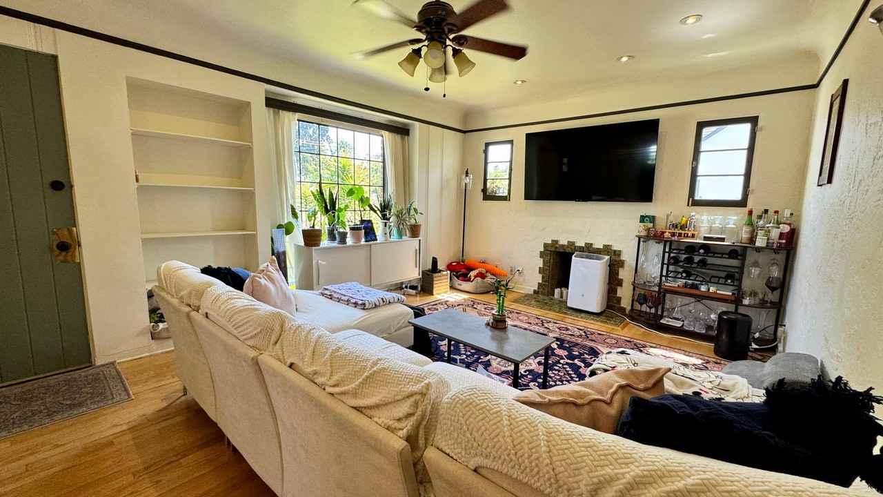 1119 Forest Ave - Photo 5 of 20