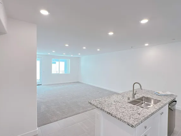 1879 Union St #88 - Photo 6 of 22