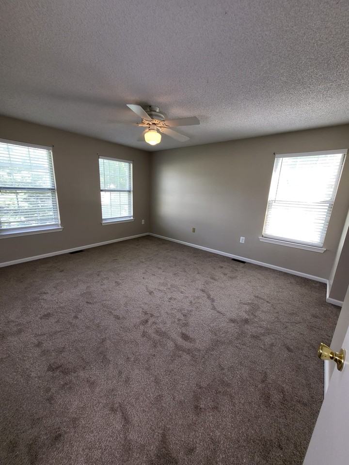 89 Chambord Ct #89 - Photo 7 of 14