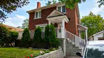 featured image of 1216 Ridgemont Avenue