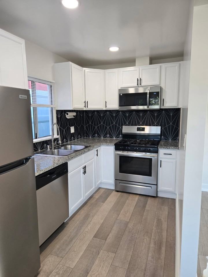 4543 Alumni Avenue #1/4 - Photo 7 of 20