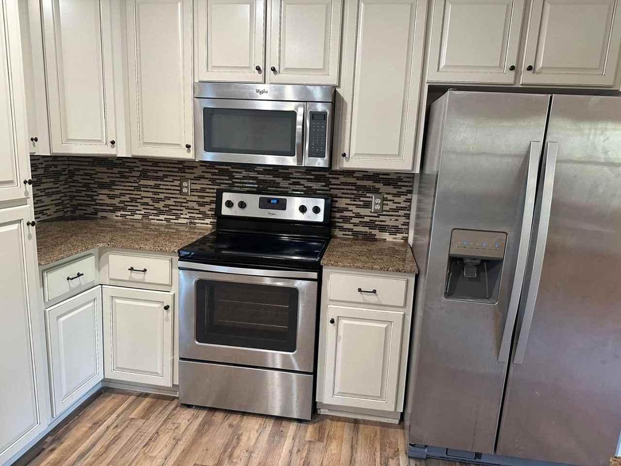201 Junaluska Ave - Photo 7 of 20