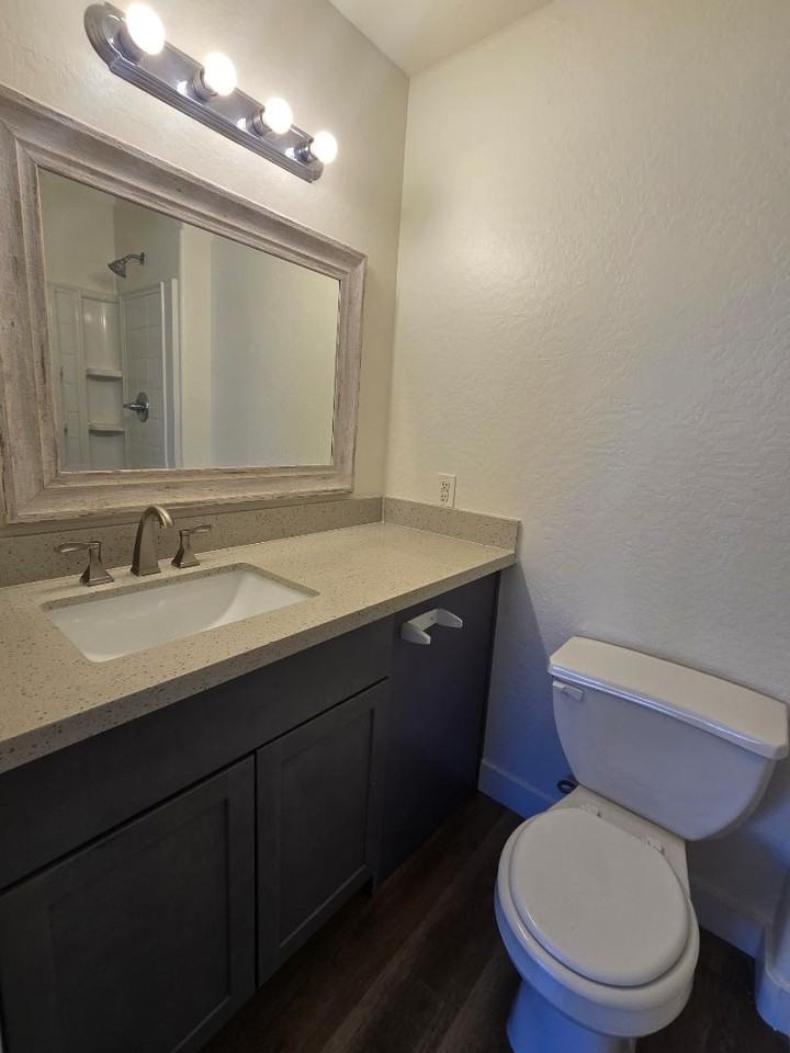 4429 N 53rd Ln - Photo 5 of 22