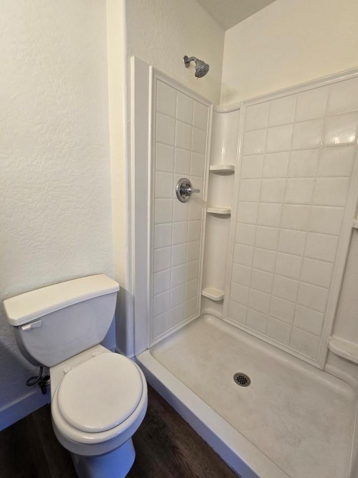 4429 N 53rd Ln - Photo 6 of 22