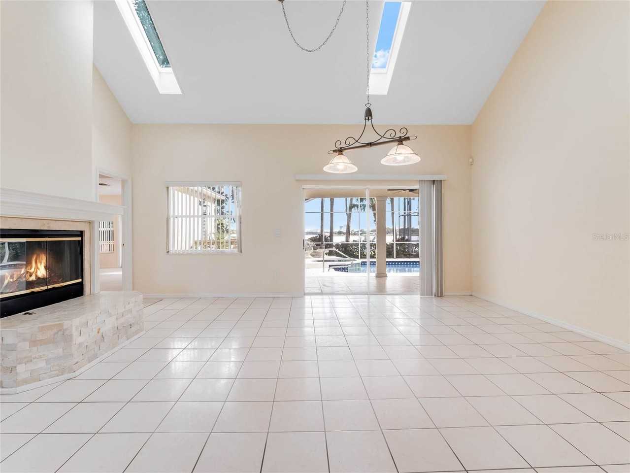 Bay Vista Estates Blvd & Vista Shores Ct - Photo 4 of 15