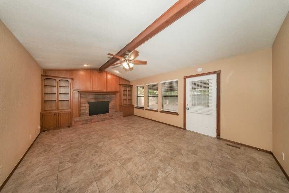 2712 Creekview Pl - Photo 5 of 16