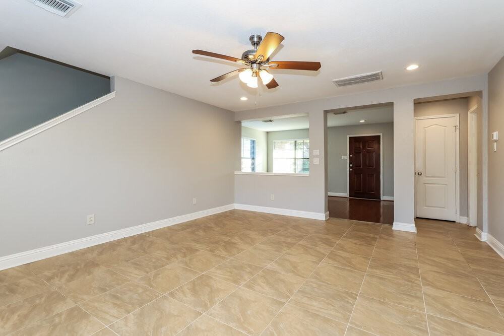 29623 Legends Bluff Dr - Photo 6 of 17