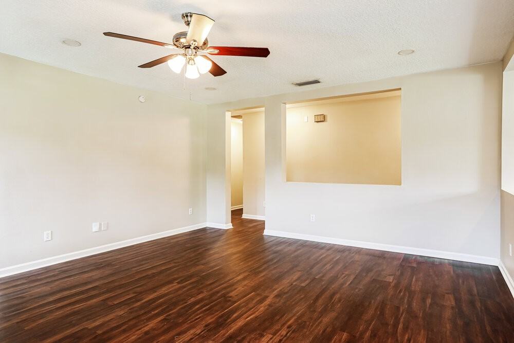 7068 Beekman Lake Dr - Photo 5 of 16
