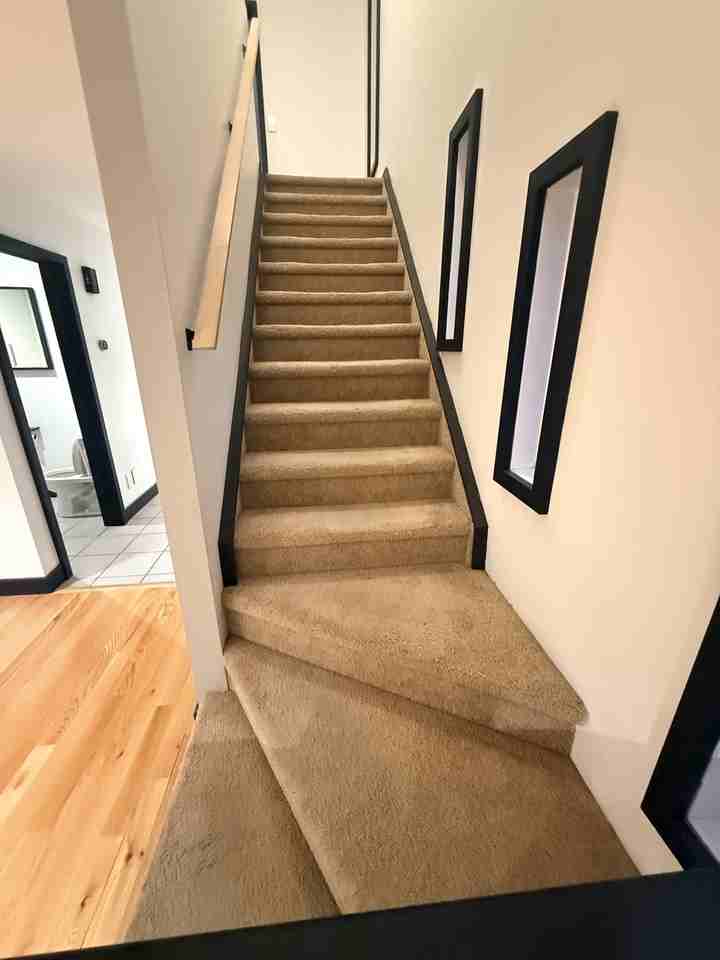 1501A Child Avenue Northeast - Photo 5 of 16