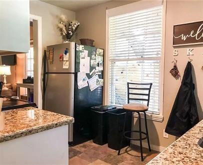 301 Ayrshire St #1 - Photo 7 of 35