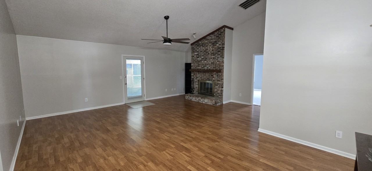 10864 Steeding Horse Dr #1 - Photo 4 of 27