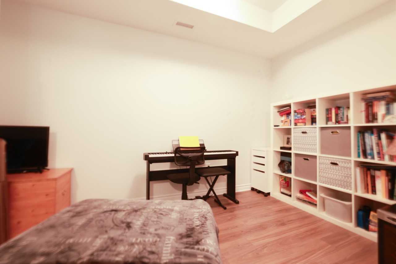 330 Livery Street #305-Q - Photo 7 of 11