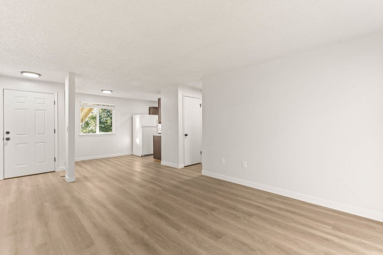 Charbern Apts - Photo 7 of 50