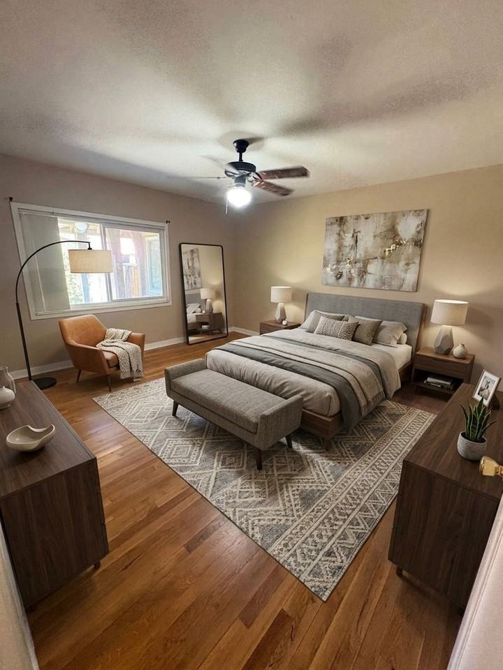 2450 Ione St - Photo 7 of 11