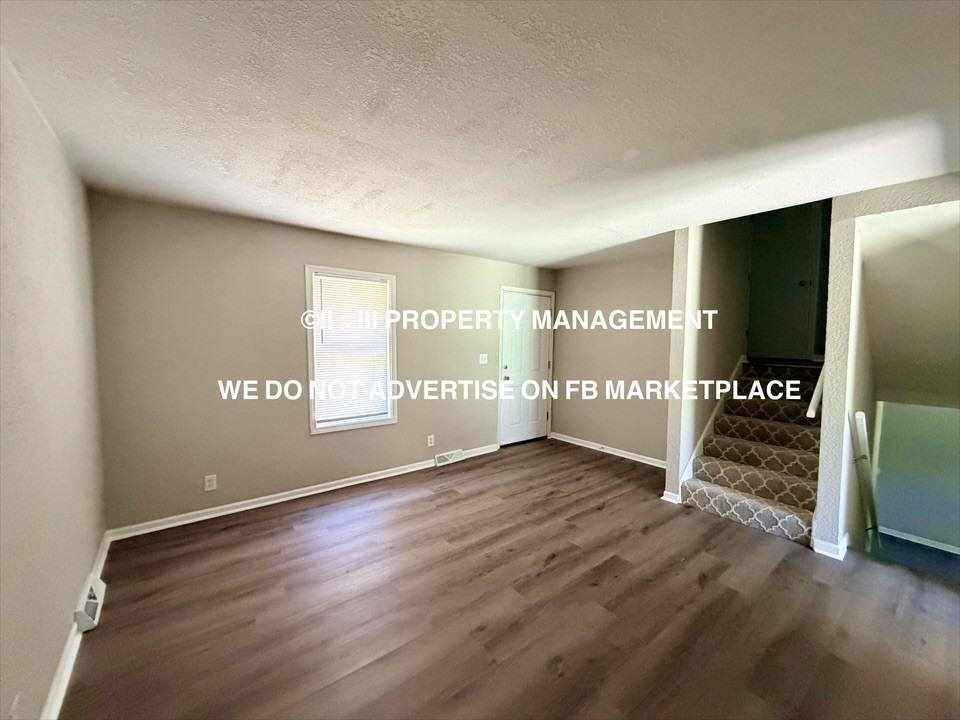 6125 Newton St #1 - Photo 3 of 29