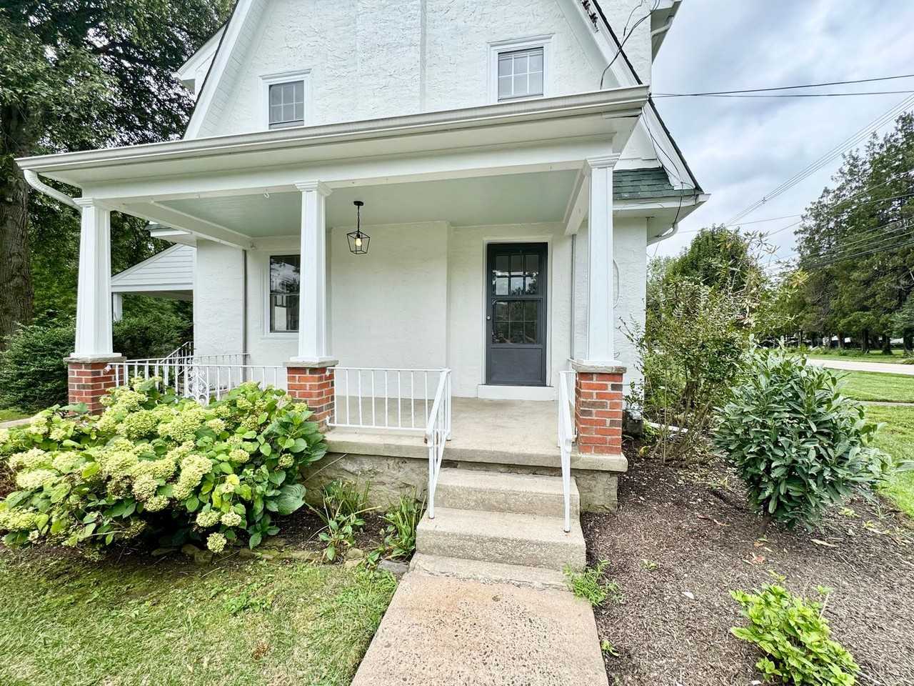 514 Tennis Ave - Photo 2 of 30