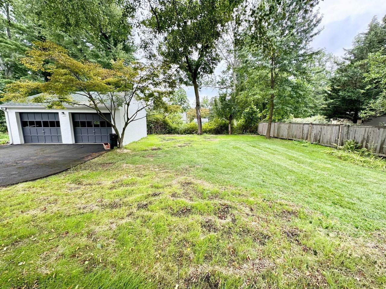 514 Tennis Ave - Photo 4 of 30