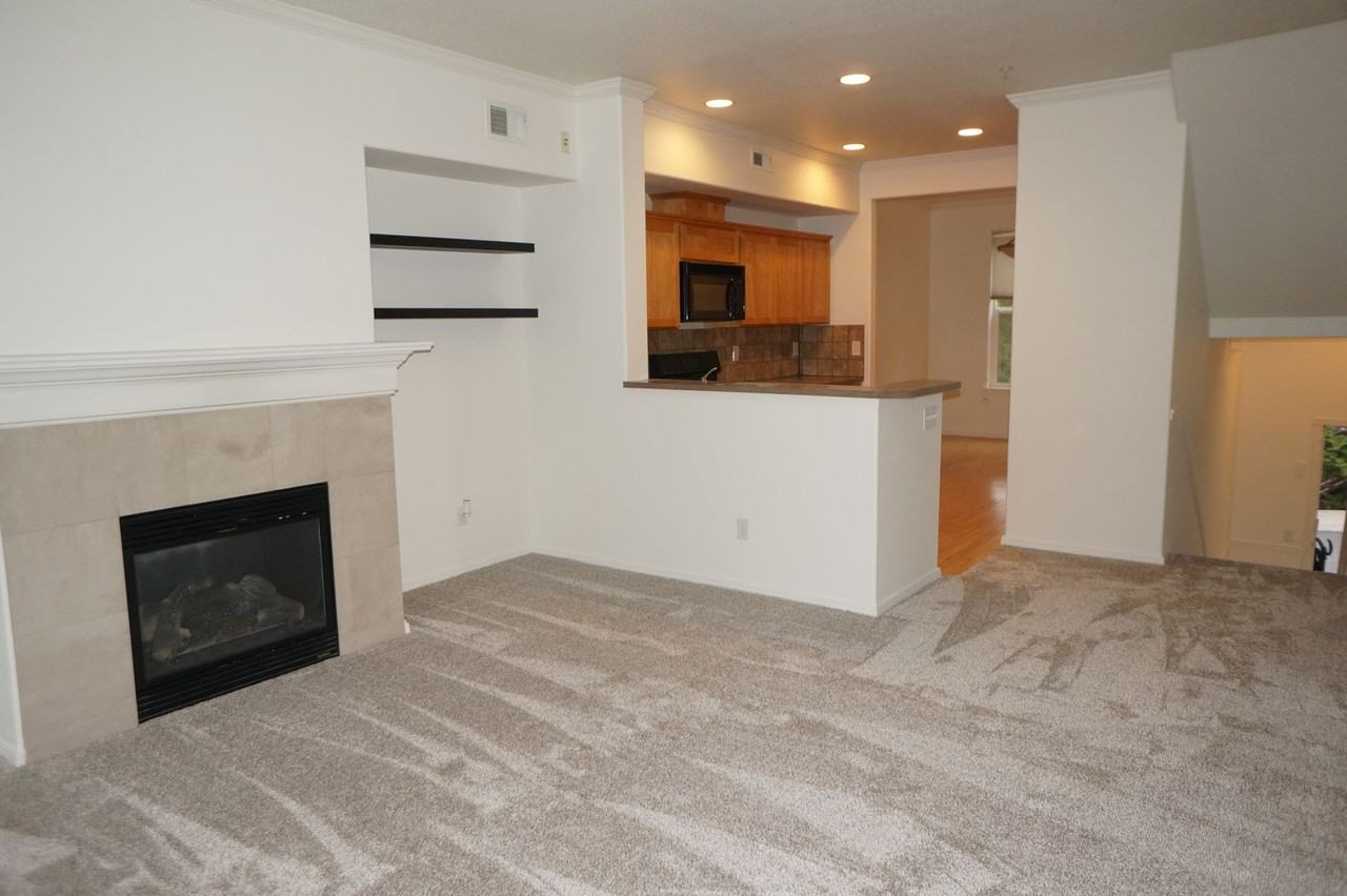 2738 Nw Kennedy Ct - Photo 3 of 36
