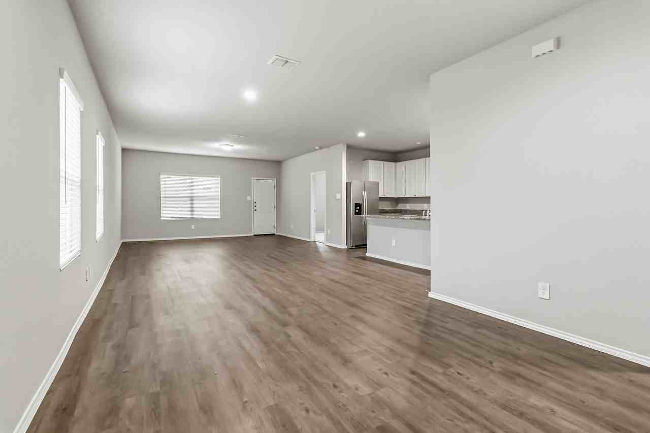 7314 Marina Del Rey - Photo 4 of 28