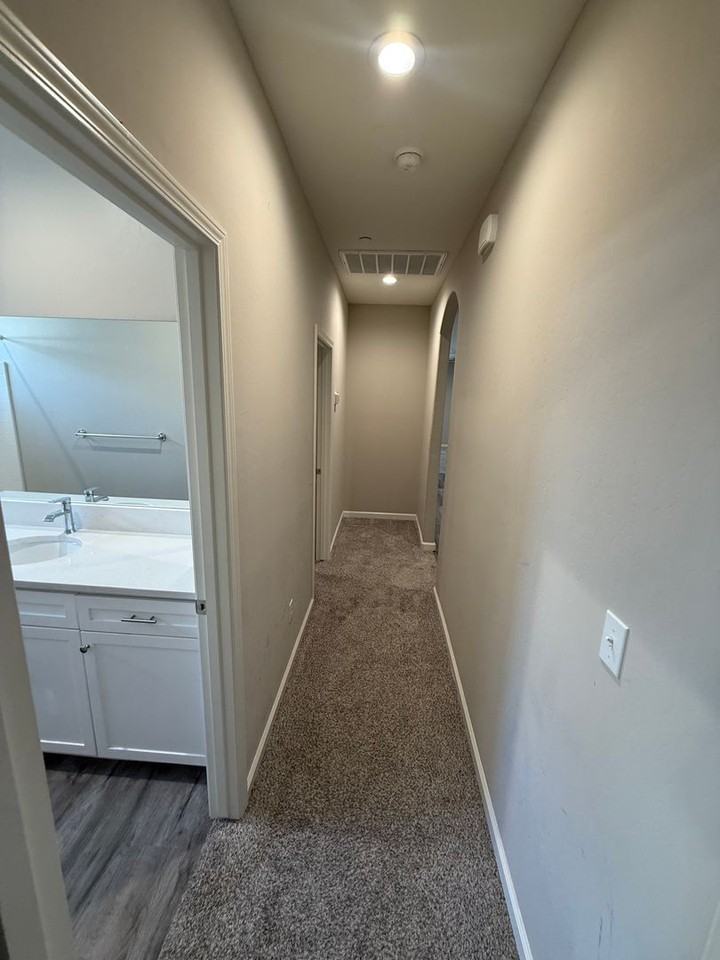 6217 Curvy Hills Dr - Photo 4 of 22