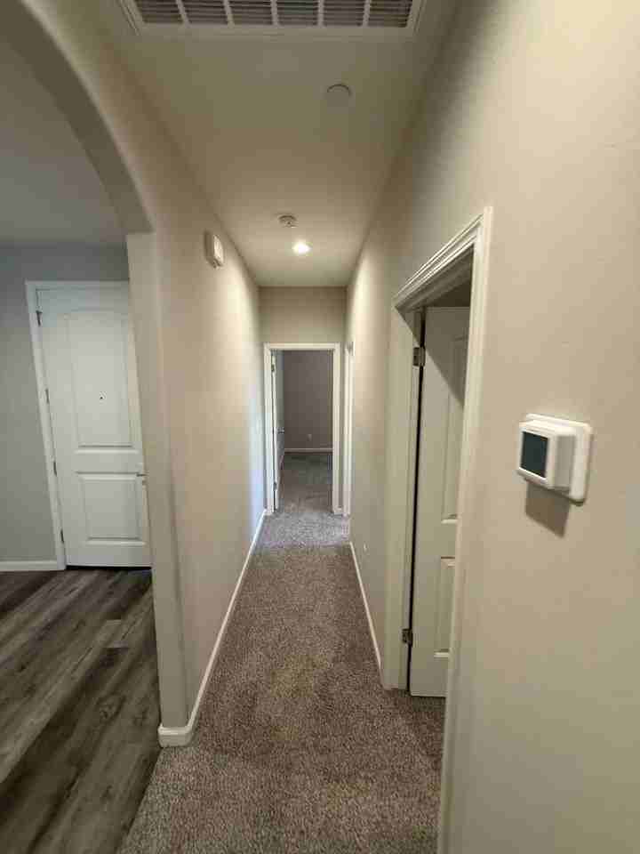 6217 Curvy Hills Dr - Photo 5 of 22