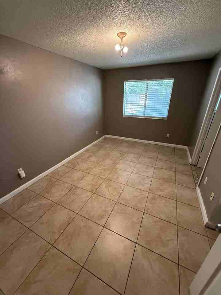 2800 2800 Godford Rd. A - Photo 7 of 16