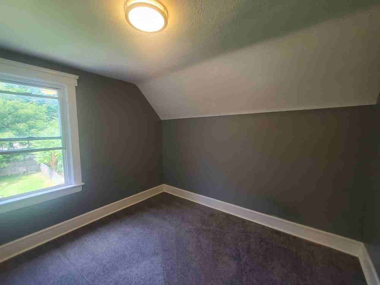 3118 W 97th St - Photo 5 of 24