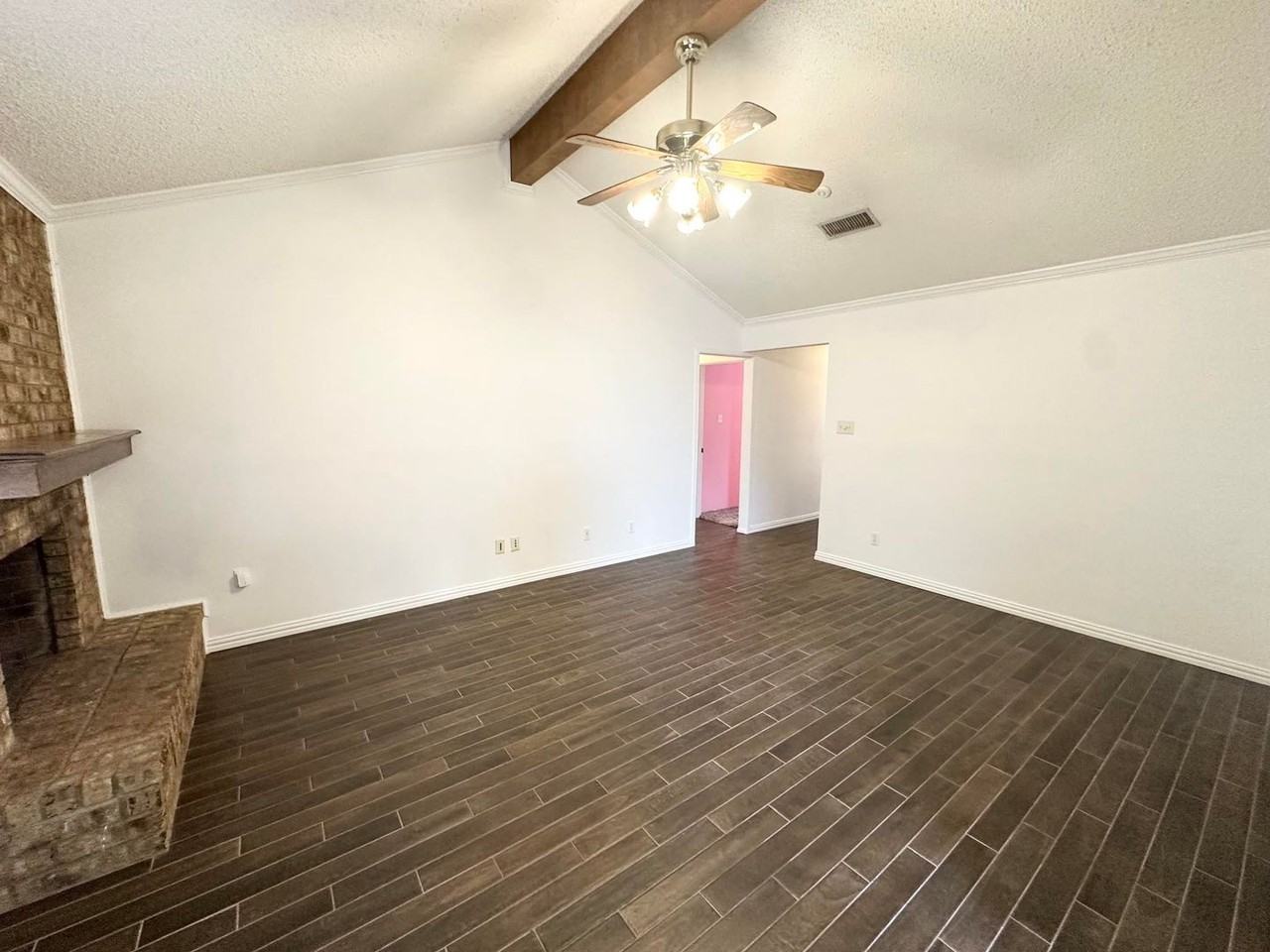 5104 Belaire Dr - Photo 3 of 13