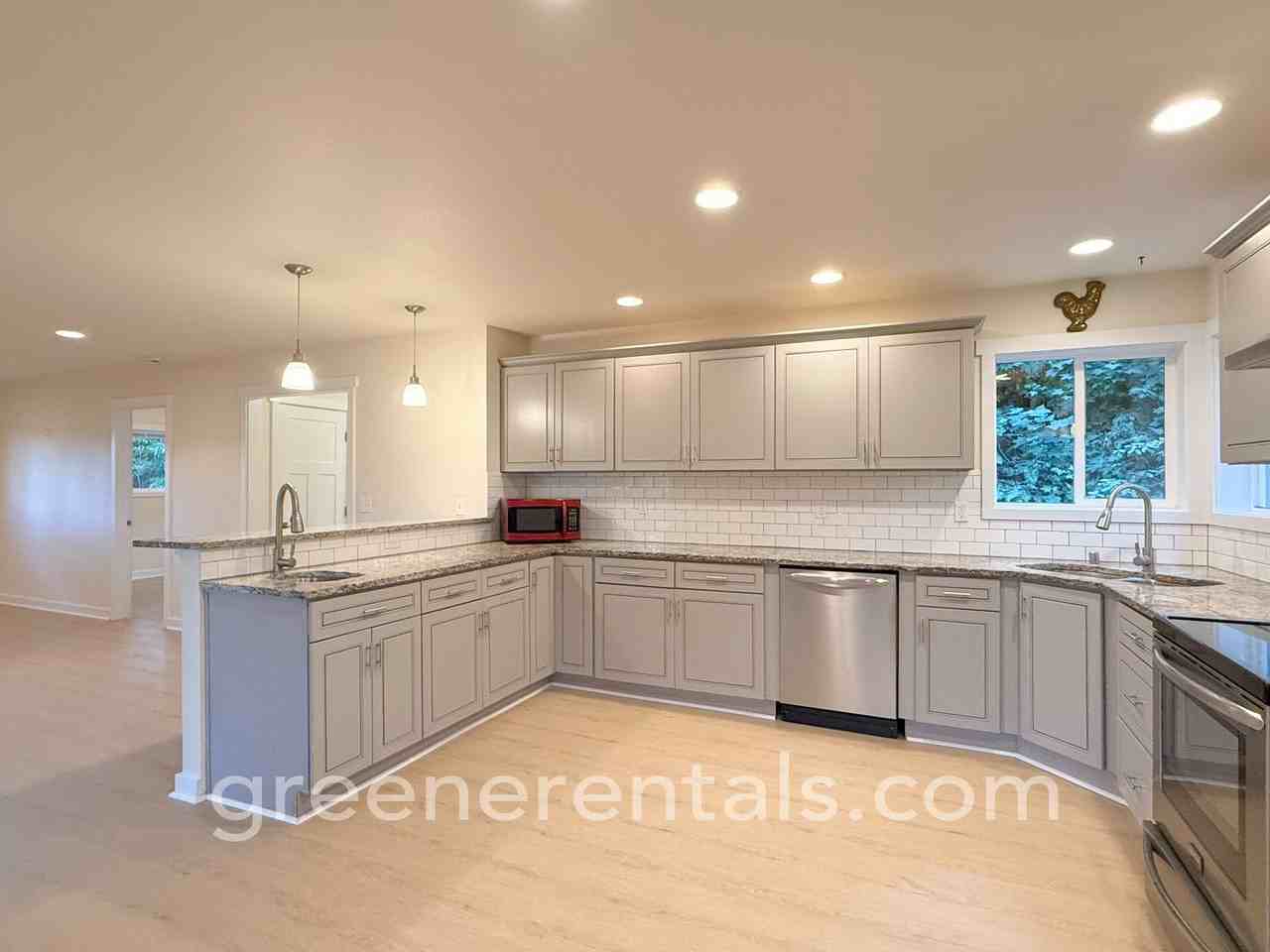 5633 Old Highway 410 Sw - Photo 4 of 28