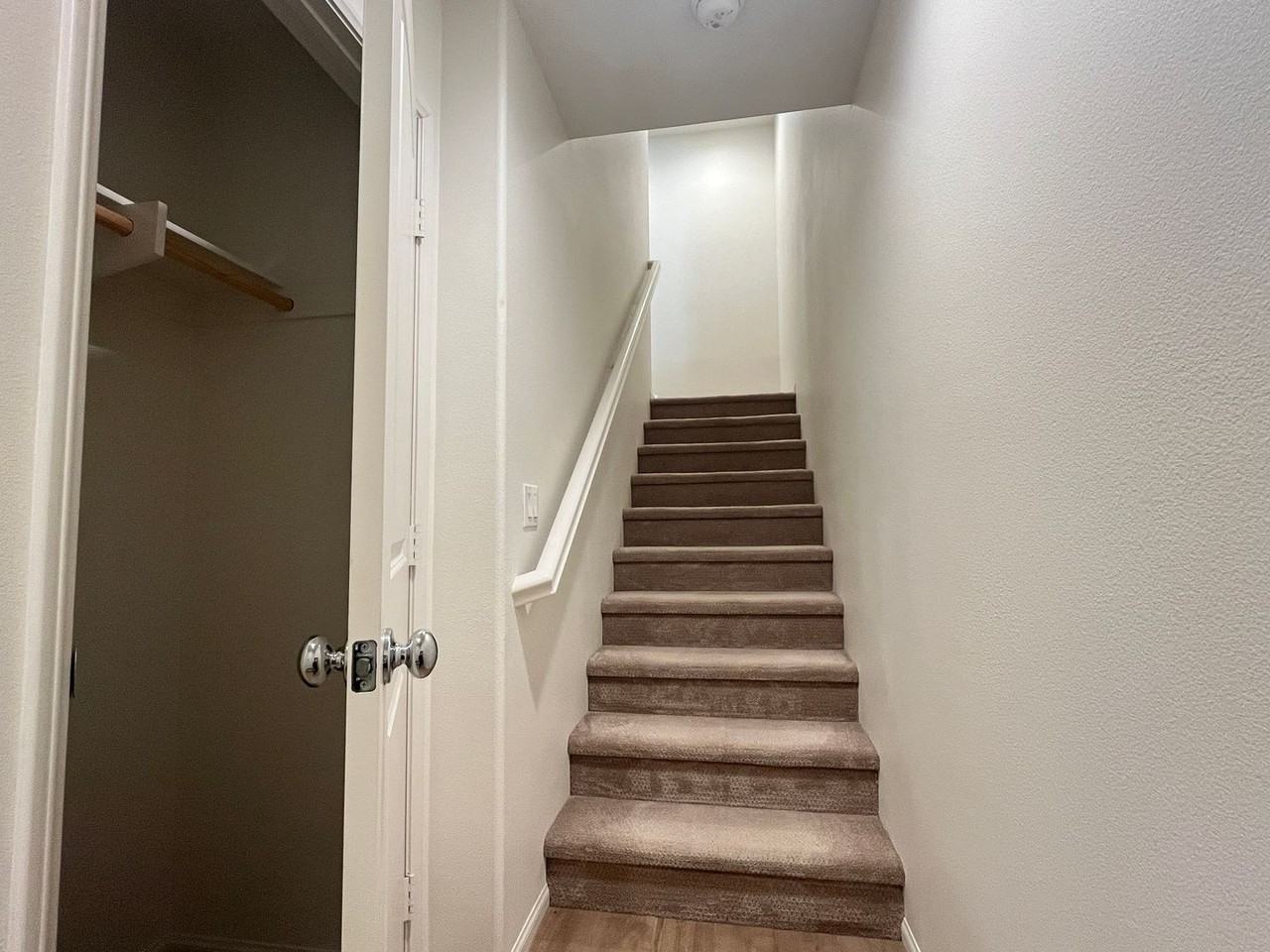 2327 Verano Way - Photo 7 of 30