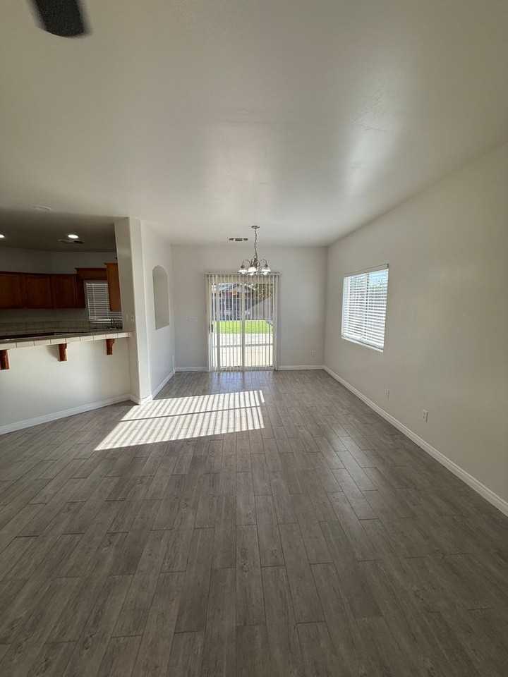 3023 Boulder Ridge Ln - Photo 7 of 24