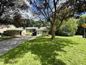 155 Three Valleys Drive - Photo 1 of 1