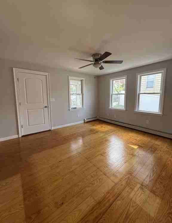 165 Grant St - Photo 6 of 20
